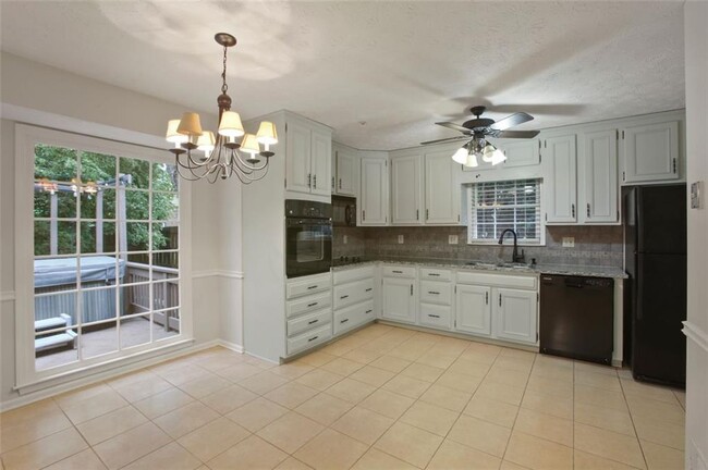 Building Photo - 1445 Land O Lakes Dr