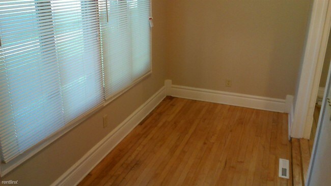 Building Photo - 4 br, 2 bath House - 4007 GIRARD AVE