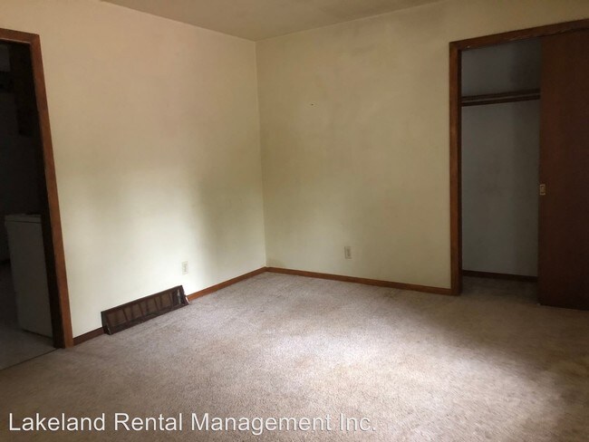 Building Photo - 2 br, 1 bath House - 113 Illinois St