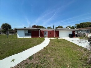 Building Photo - 801 Quintilian Ave