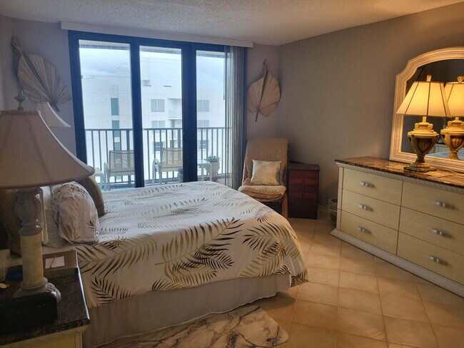 Foto del edificio - 3610 S Ocean Blvd