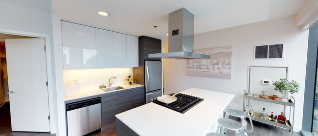 Building Photo - 149 W Kinzie St