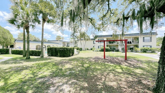 Foto del edificio - 5232 Curry Ford Rd