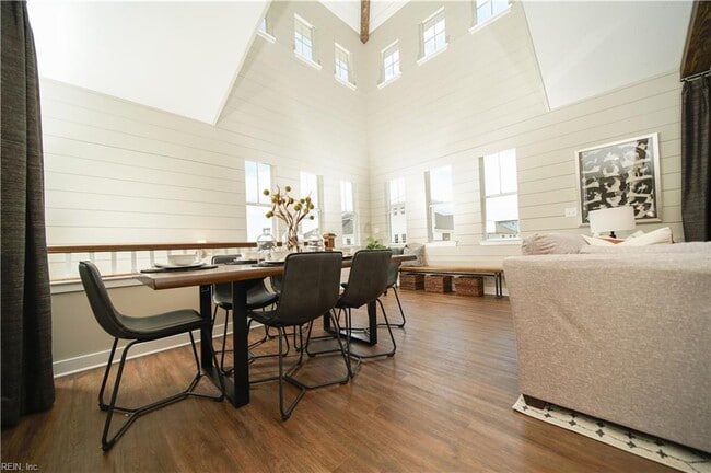 Foto del edificio - 312 Fishers Ct