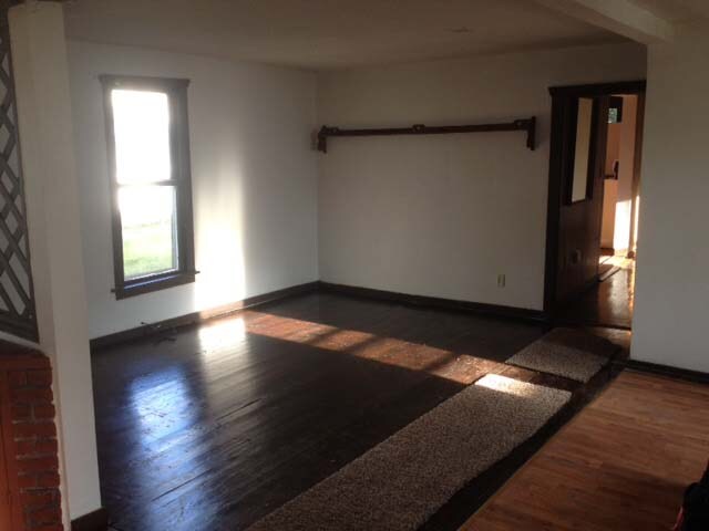 Building Photo - 826 Ellinwood St