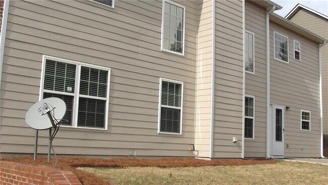 Building Photo - 5380 Plymouth Pl