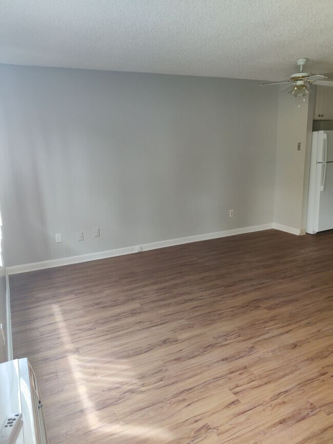 Parkview Village Apartments Apartments in Antioch, CA