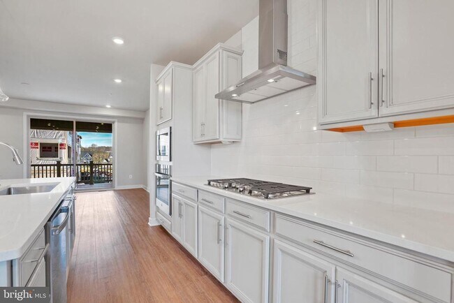 Foto del edificio - 6004 Stoneroller St