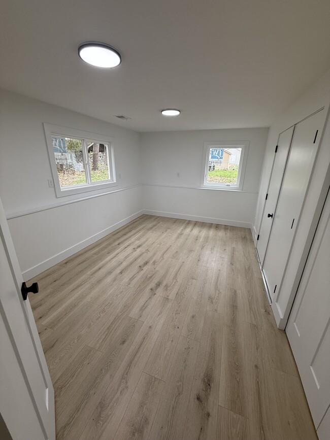Foto del edificio - 16337 Comstock St