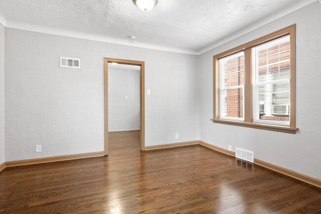 Building Photo - 4934 Potomac St