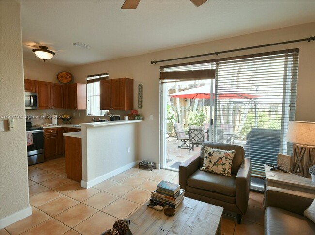 Foto del edificio - 7321 NW 174th Ter