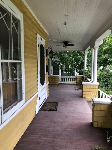 Building Photo - 146 Warren St