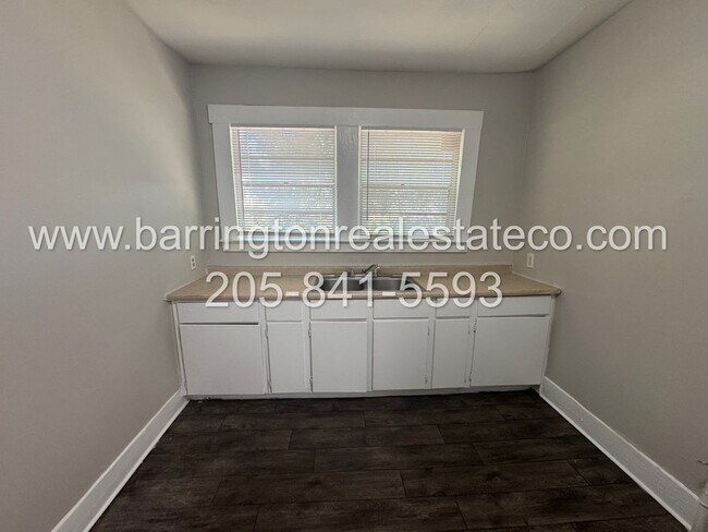 Foto del edificio - 1721 35th Ave N