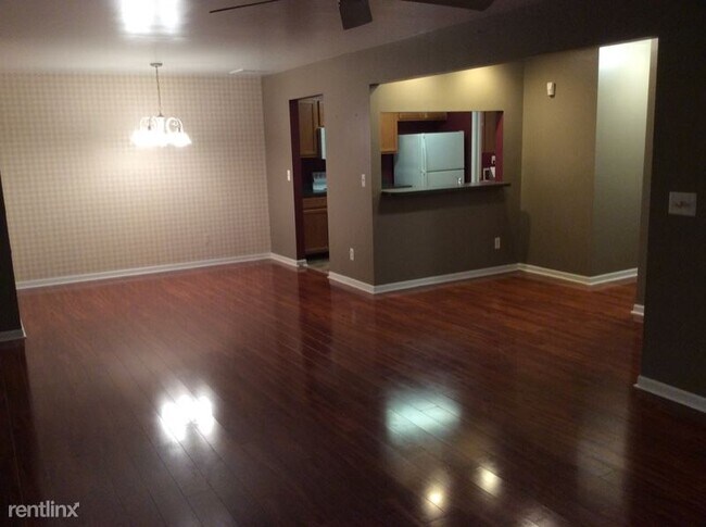 Building Photo - 2 br, 2 bath Condo - 46117 Allenton