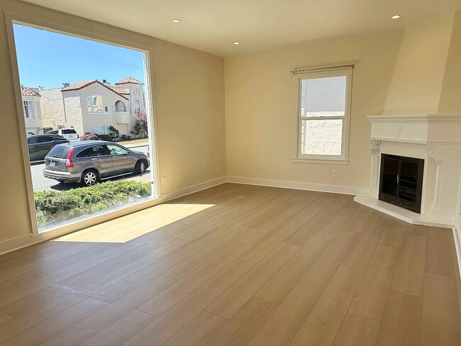 Living Room - 3050 25th Ave