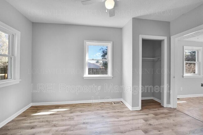 Building Photo - 10222 Starlight Way