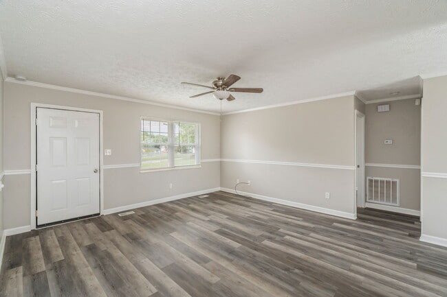 Foto del edificio - 2832 Vicksburg Ln