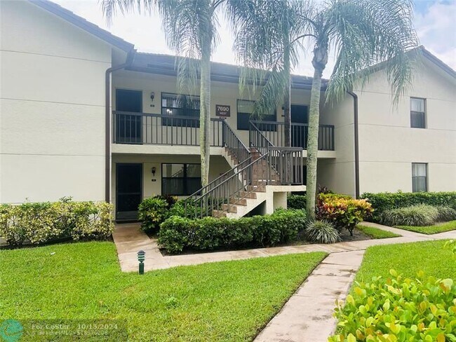 Building Photo - 7690 Tahiti Ln