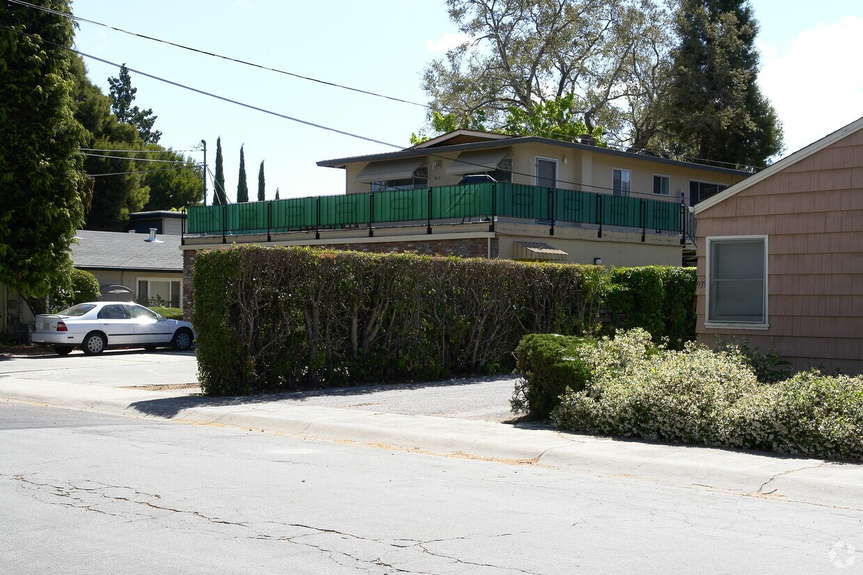 Foto del edificio - 933 Florence Ln