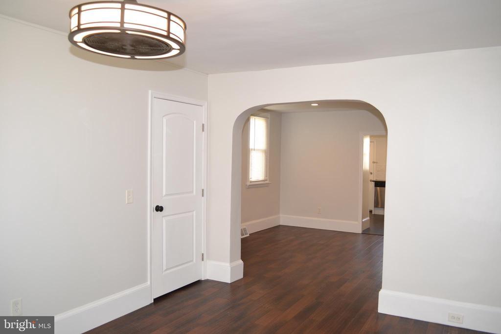 Foto principal - 123 S Matlack St