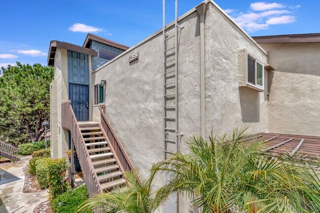 Building Photo - Mission Valley/Grantville area! Upgraded a...