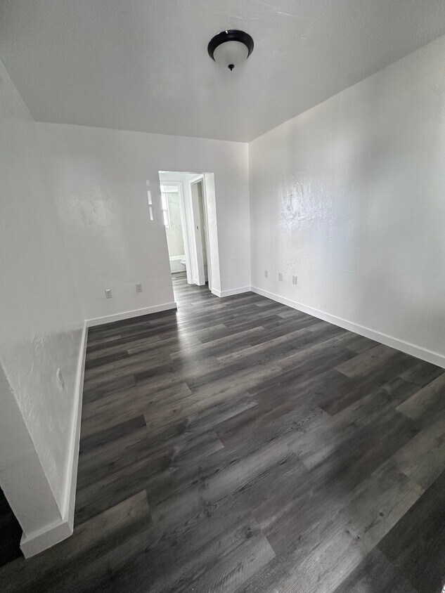 Foto del edificio - 5410 NW 13th Ave