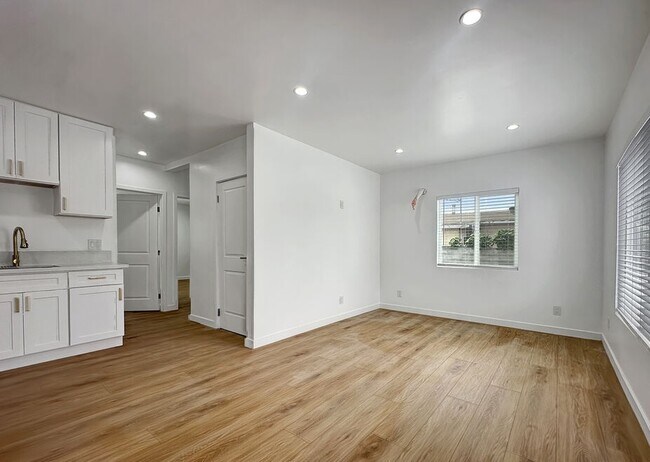 Foto del edificio - 1814 S Longwood Ave