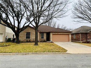 Building Photo - 1612 Jerusalem Dr