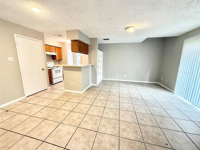 Building Photo - 3600 Jeanetta St