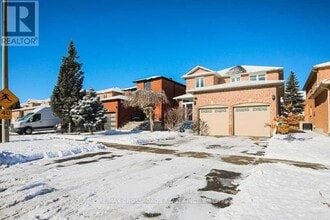 Building Photo - 87 Woodriver St