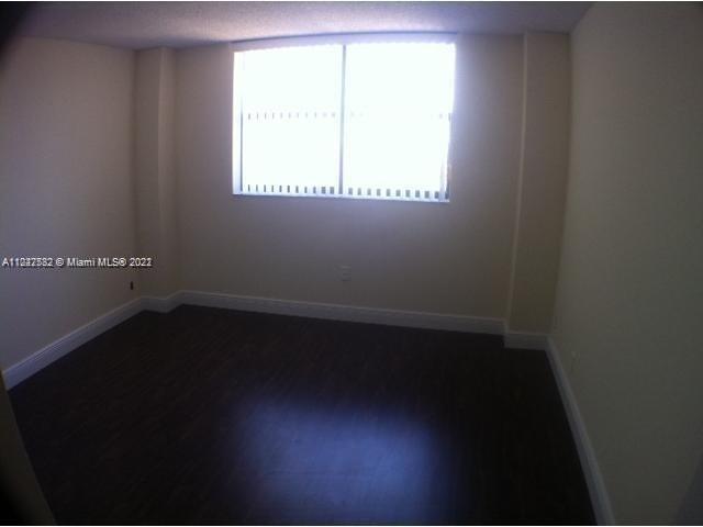 Foto del edificio - 290 174th St