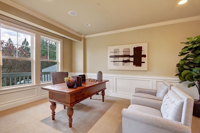 Foto del edificio - 5Bdrm+Office / 3.5 bath - West Bellevue Home