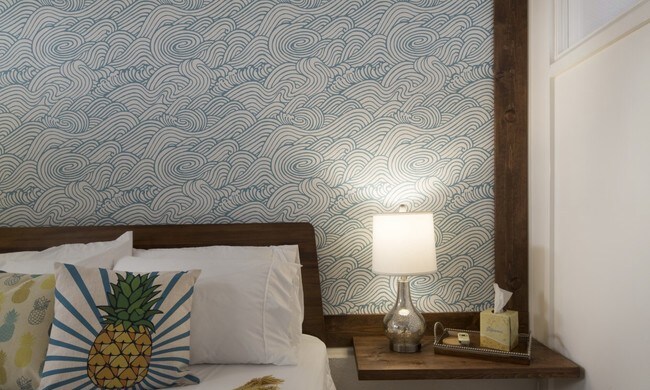 Dormitorio principal con cama tamaño queen - 3254 Mokihana St