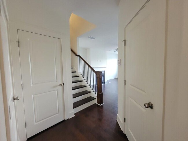 Foto del edificio - 116 Auburn Gate Ln