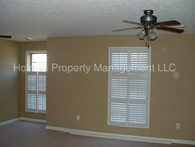 Building Photo - 410 Sir Keegan Way