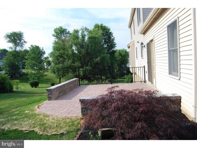 Foto del edificio - 5 Fox Chase Ln