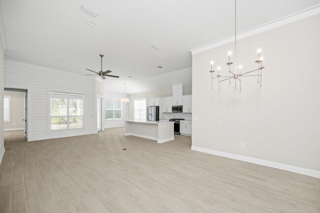 Foto del edificio - 2525 Bienville Ave