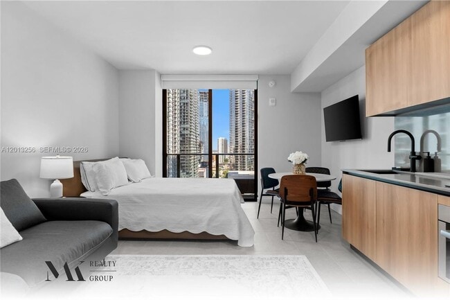 Foto del edificio - 121 NE 5th St