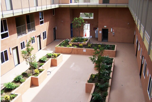 Foto del edificio - Mirage Town Homes II