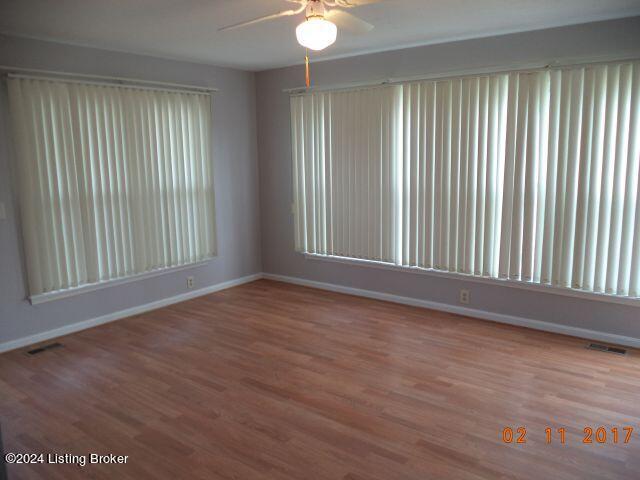 Foto del edificio - 4401 Bellevue Ave