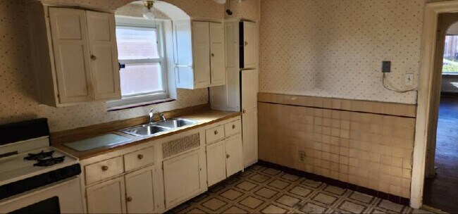 Foto del edificio - 8506 Drury Ln