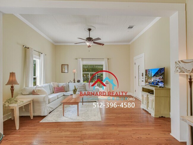 Foto del edificio - Available Now: 2 Bed/2 Bath in Historic Di...