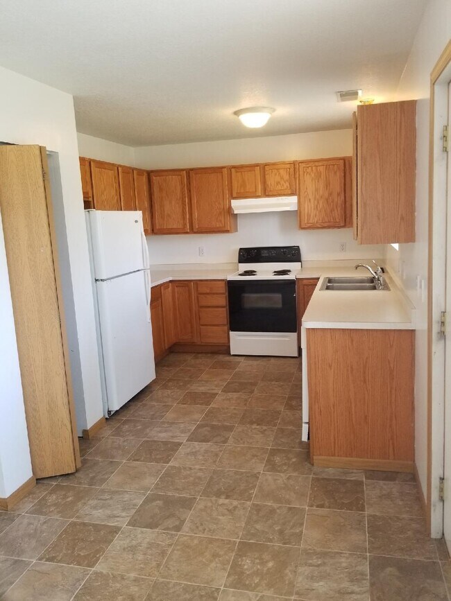 251 7th Ave, Newport, MN 55055 Townhome Rentals in Newport MN