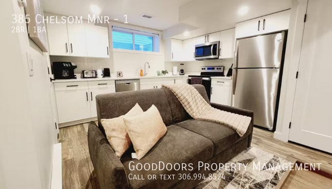 Photo du bâtiment - 385 Chelsom Mnr