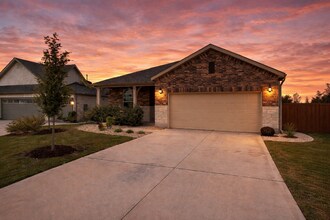Building Photo - 337 Barnhill Lp