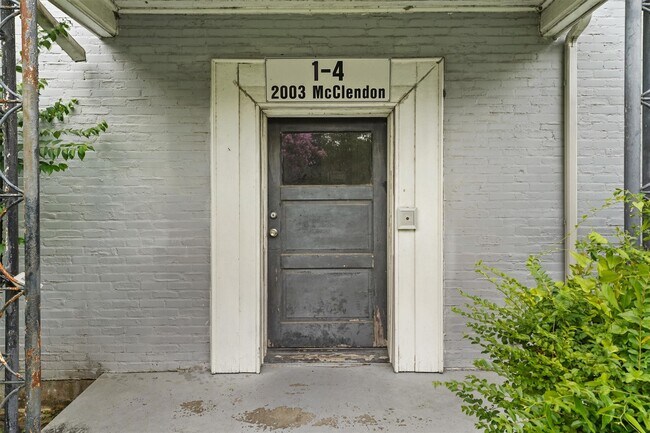 Foto del edificio - 2003 McClendon St
