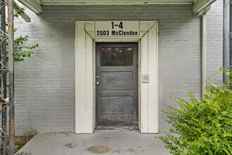 Building Photo - 2003 McClendon St