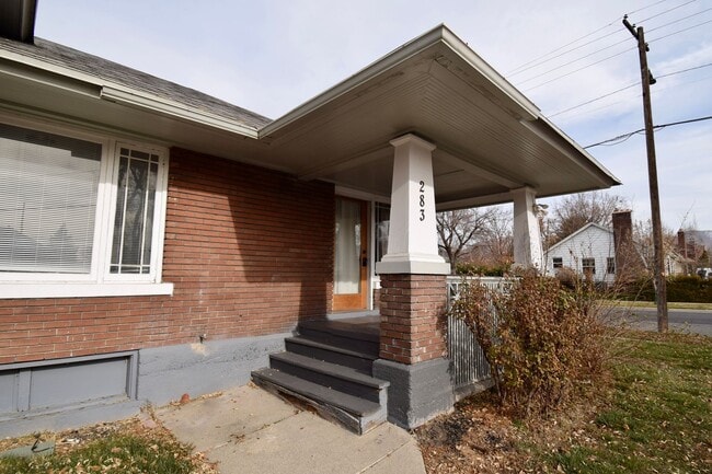 Building Photo - 281-283 E Edith Ave