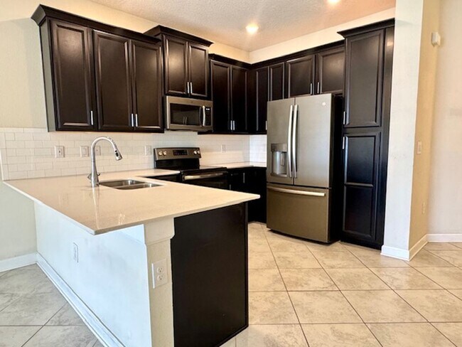 Waterfront Townhouse For Rent 3/2.5 In The... - Waterfront Townhouse For Rent 3/2.5 In The...