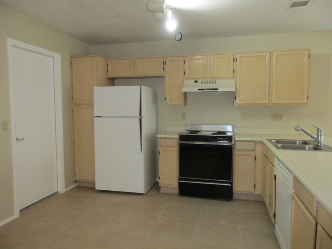 Building Photo - 3928 W Chama Dr
